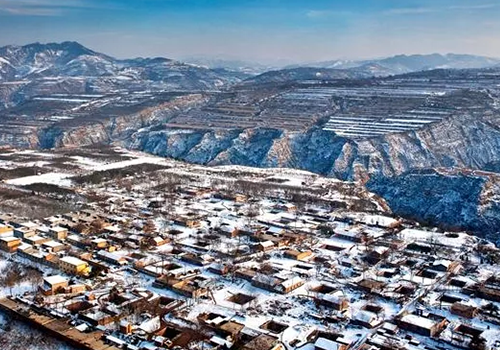 传统电取暖冻得“老人小孩在家穿棉袄”！采暖要省钱首选乐鱼空气能